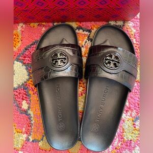 Tory Burch Women’s Black Croc-Embossed Slide Sandals